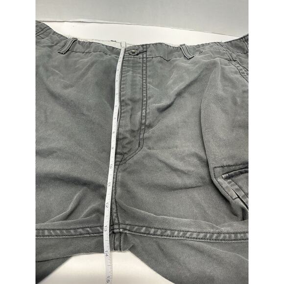 Levi‎ Strauss Men's White Tab Cargo Shorts Dark Gray Flat Front, Size 36 - Picture 9 of 10